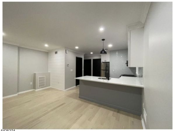 40 Grant St, Unit 1, Morristown, NJ 07960