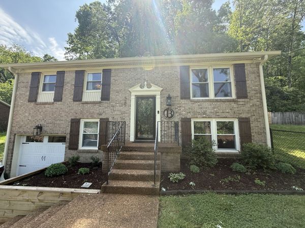 525 Holt Valley Rd , Nashville, TN 37221