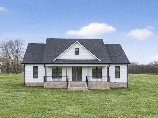 777 Rock Springs Rd , Castalian Springs, TN 37031