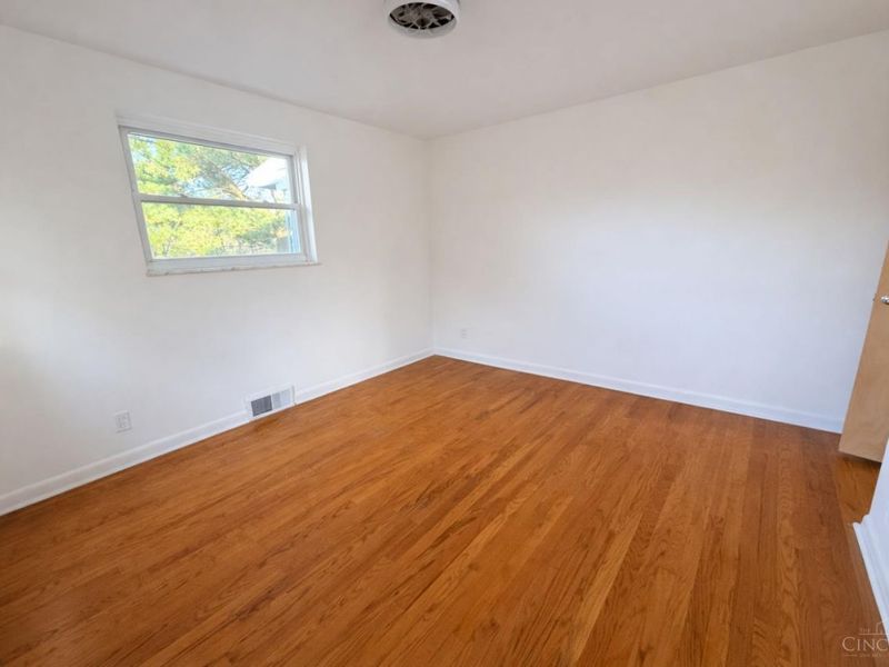 2175 Carlsbory, Springfield Twp., OH 45231 Photo 11