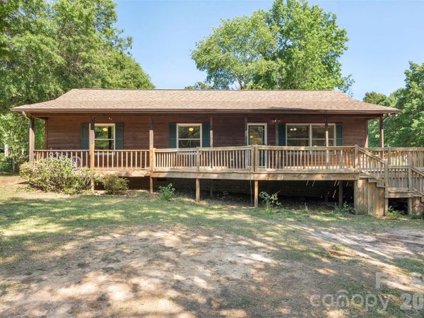 2008 Rock Springs Circle, Denver, NC 28037