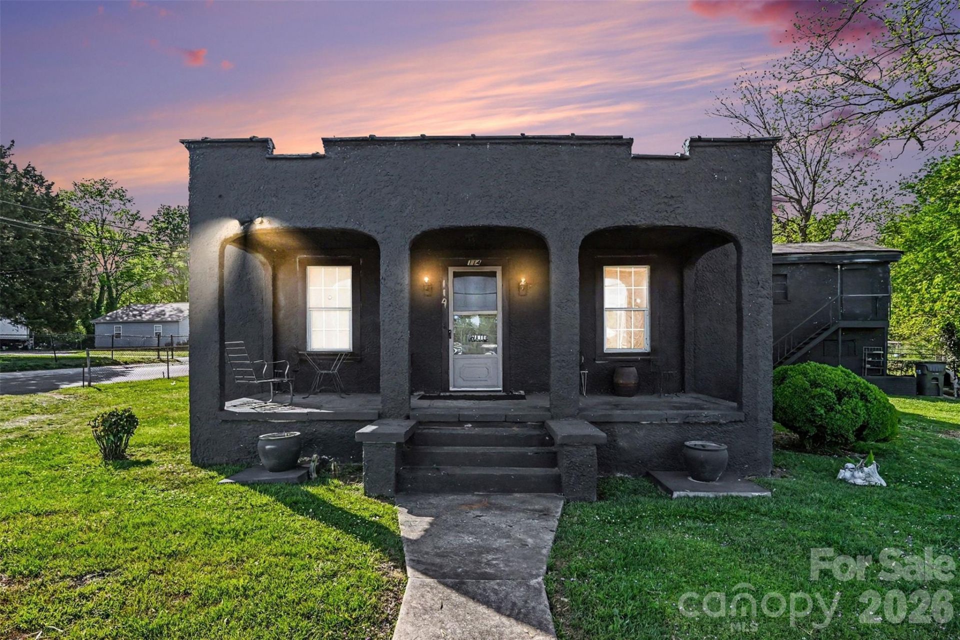 114 Norwood Drive , Charlotte, NC 28208 Main Photo