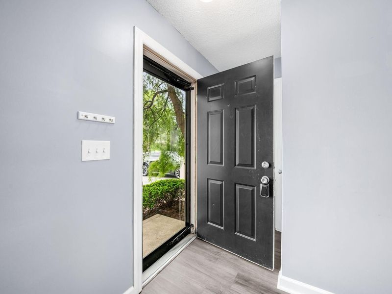 2486 Bethel Road , Columbus, OH 43220 Photo 6