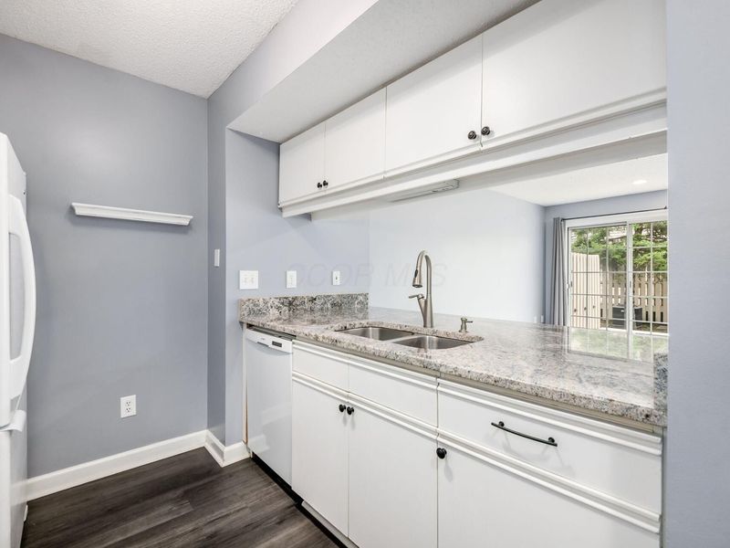 2486 Bethel Road , Columbus, OH 43220 Photo 8