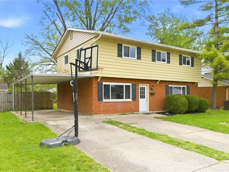 40 Woods Road, Springboro, OH 45066 Photo 2