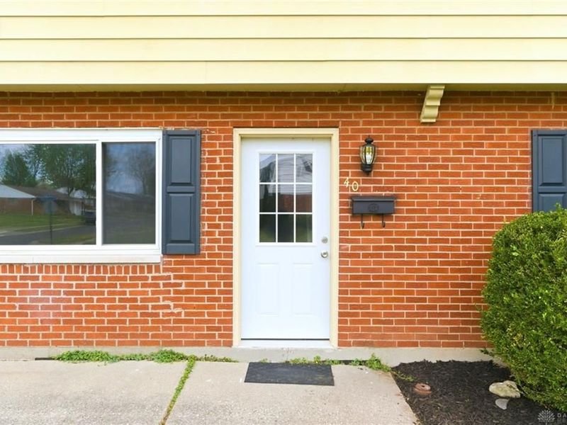 40 Woods Road, Springboro, OH 45066 Photo 3