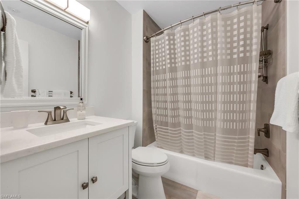 26910 Wedgewood Dr, Unit 301, Bonita Springs, FL 34134 Photo