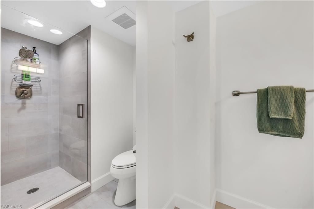 26910 Wedgewood Dr, Unit 301, Bonita Springs, FL 34134 Photo