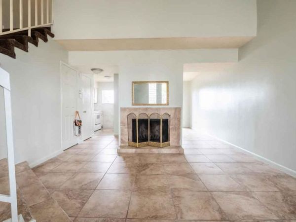 2415 WEST END ROW, Unit A-5, Memphis, TN 38016