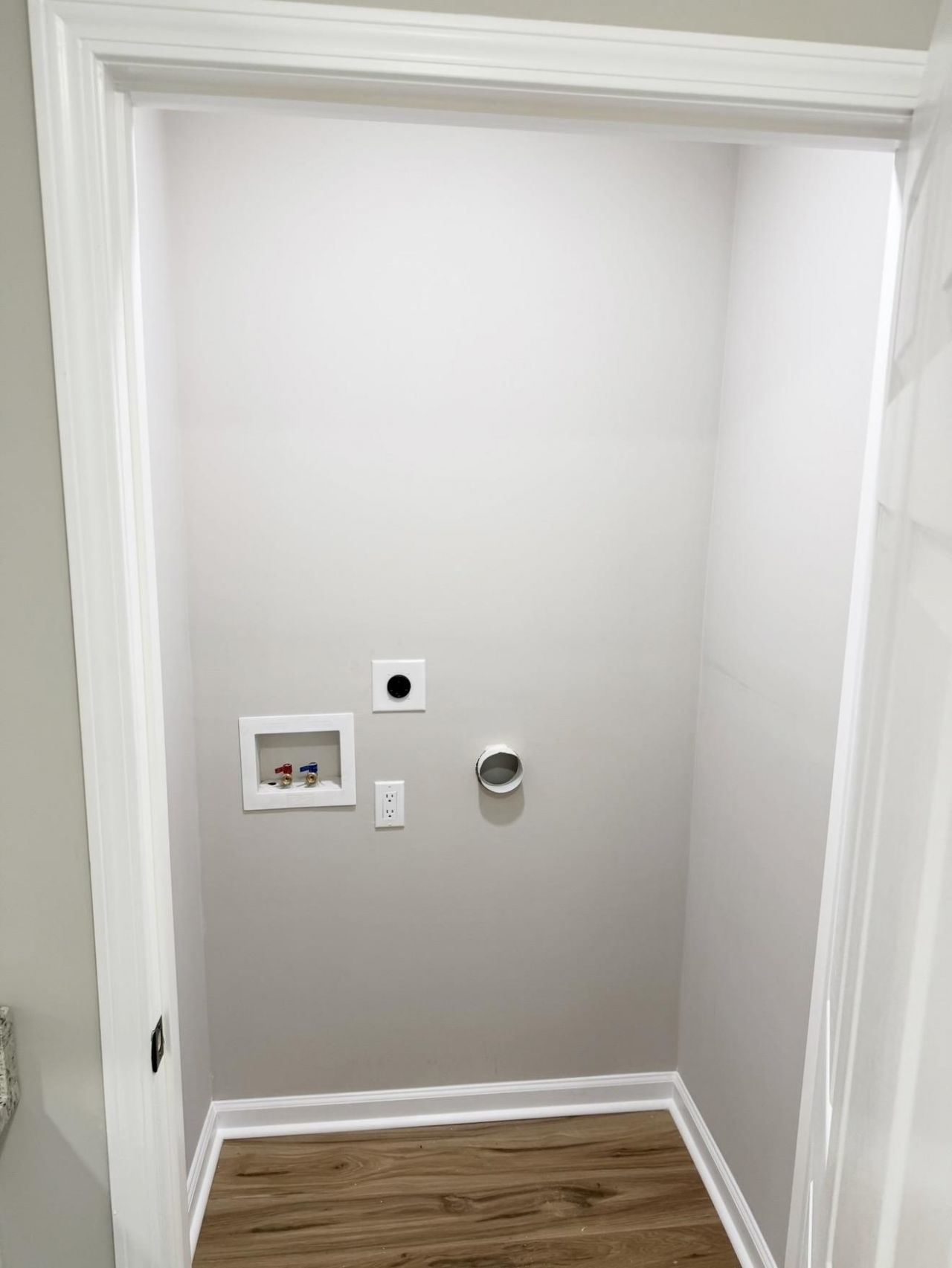 316 Dickson Dr.  Photo 12