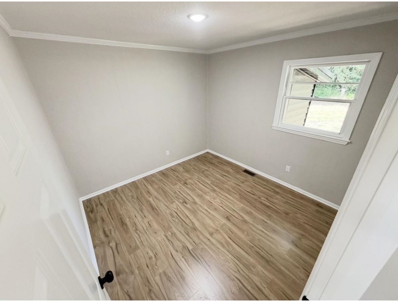 316 Dickson Dr.  Photo 18