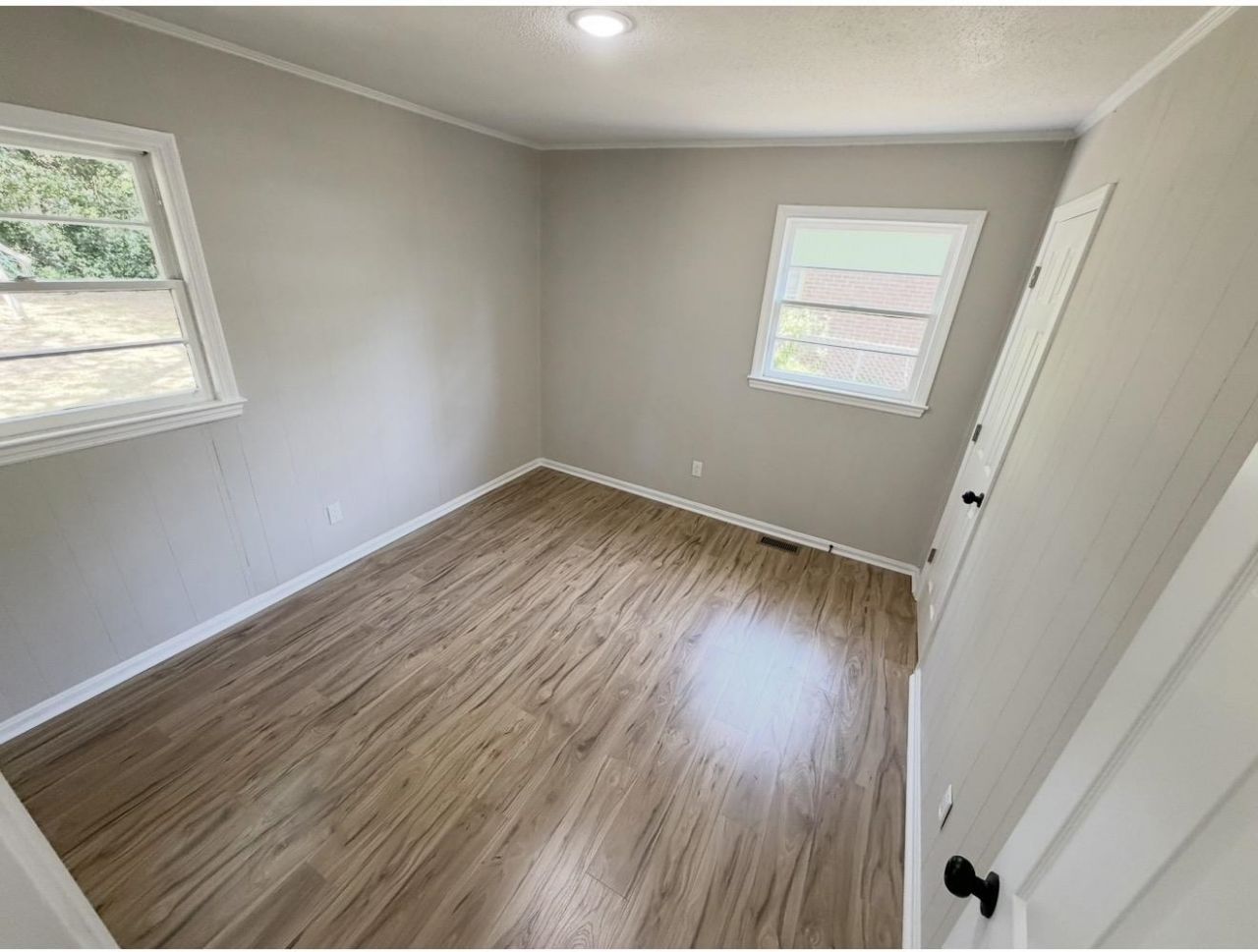 316 Dickson Dr.  Photo 19