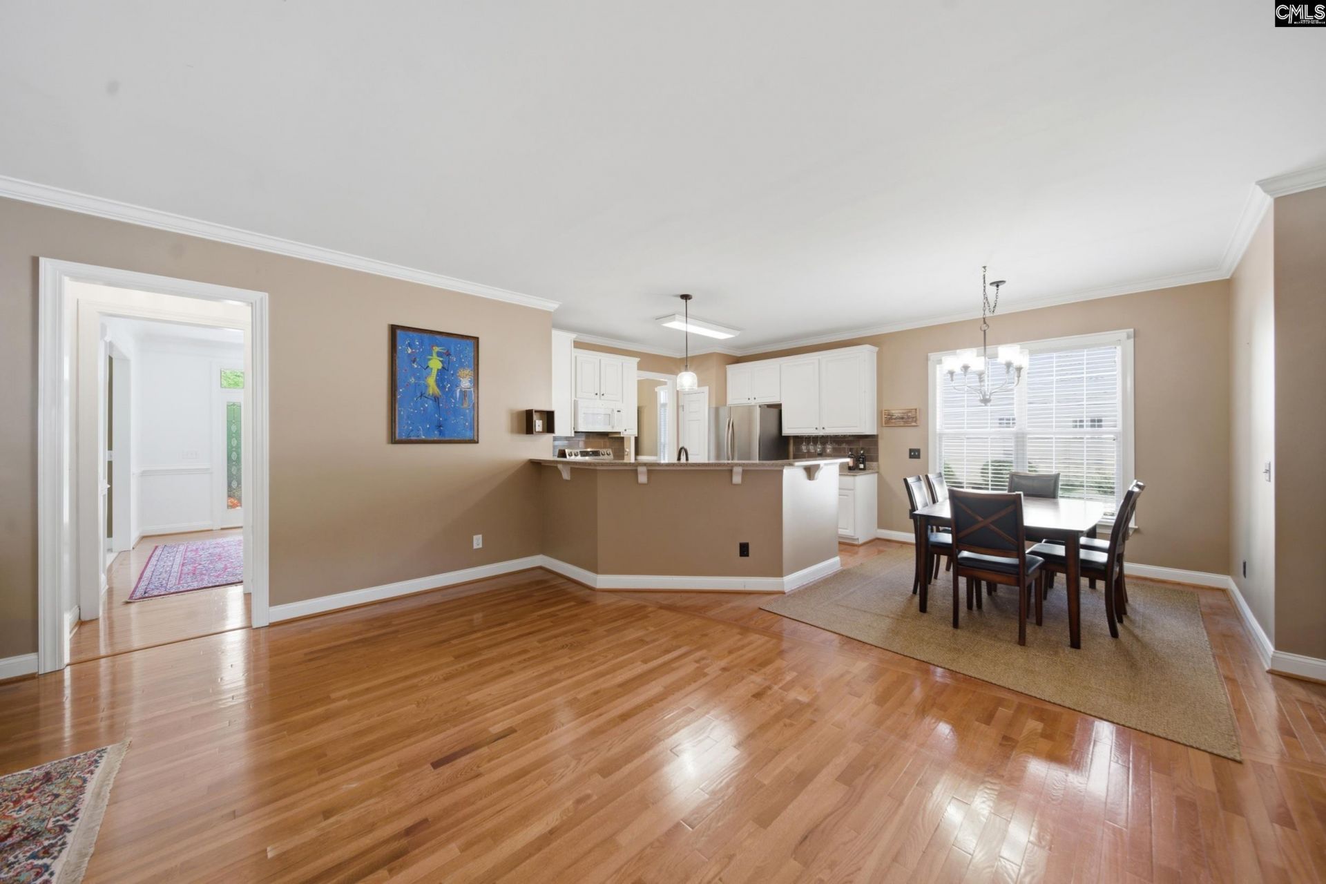 109 Sundowne Place  Photo 10