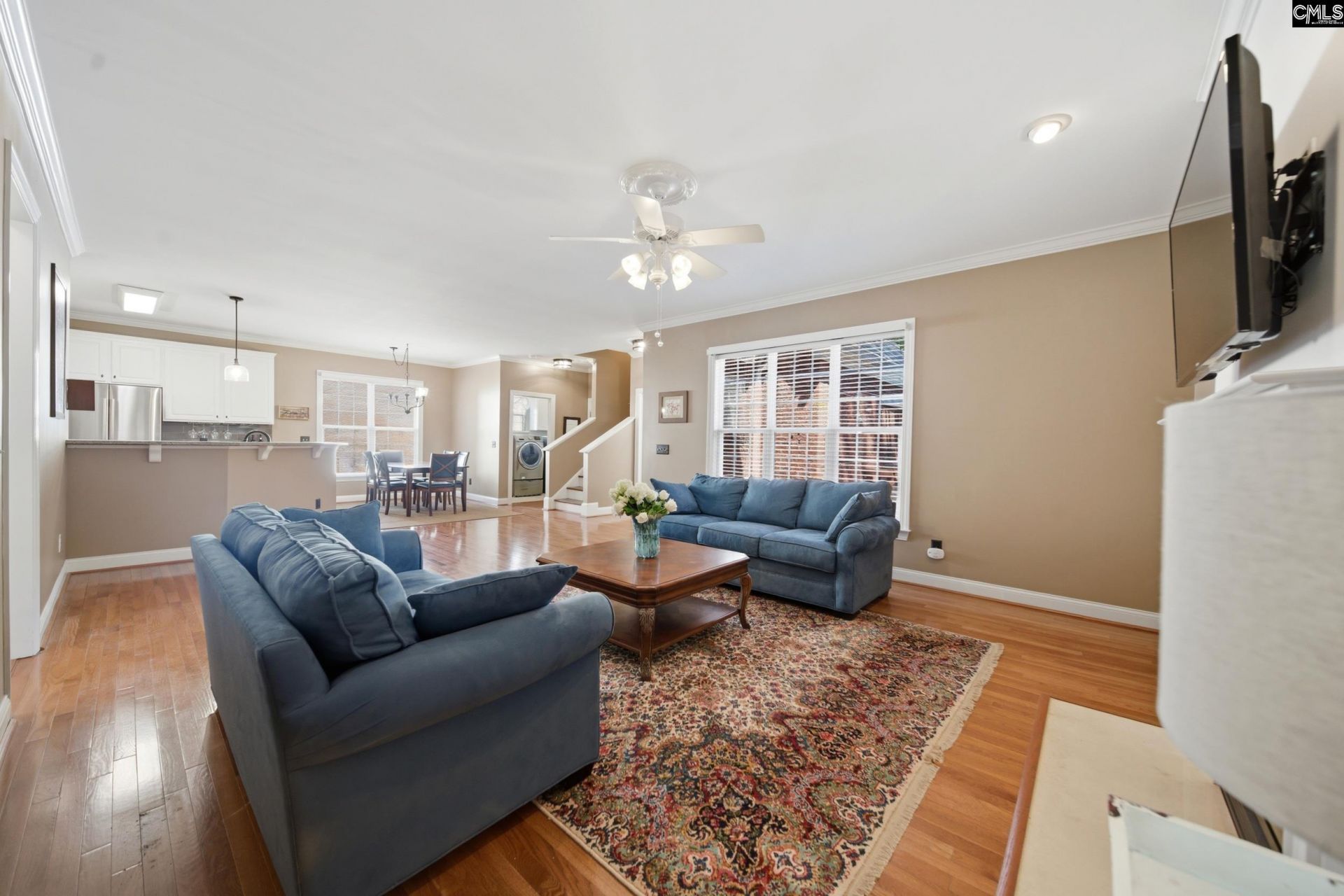 109 Sundowne Place  Photo 12