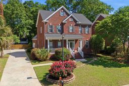 109 Sundowne Place  photo 4