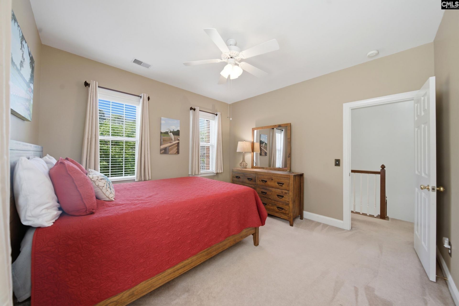 109 Sundowne Place  Photo 23