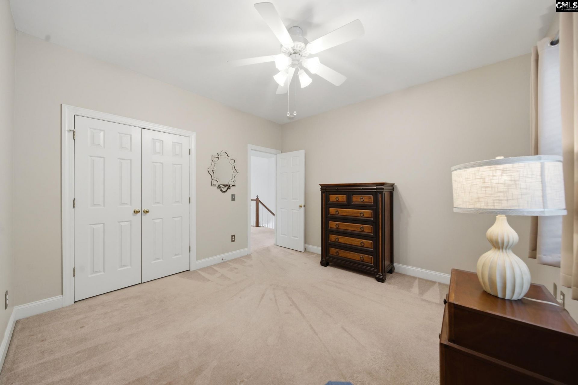 109 Sundowne Place  Photo 24