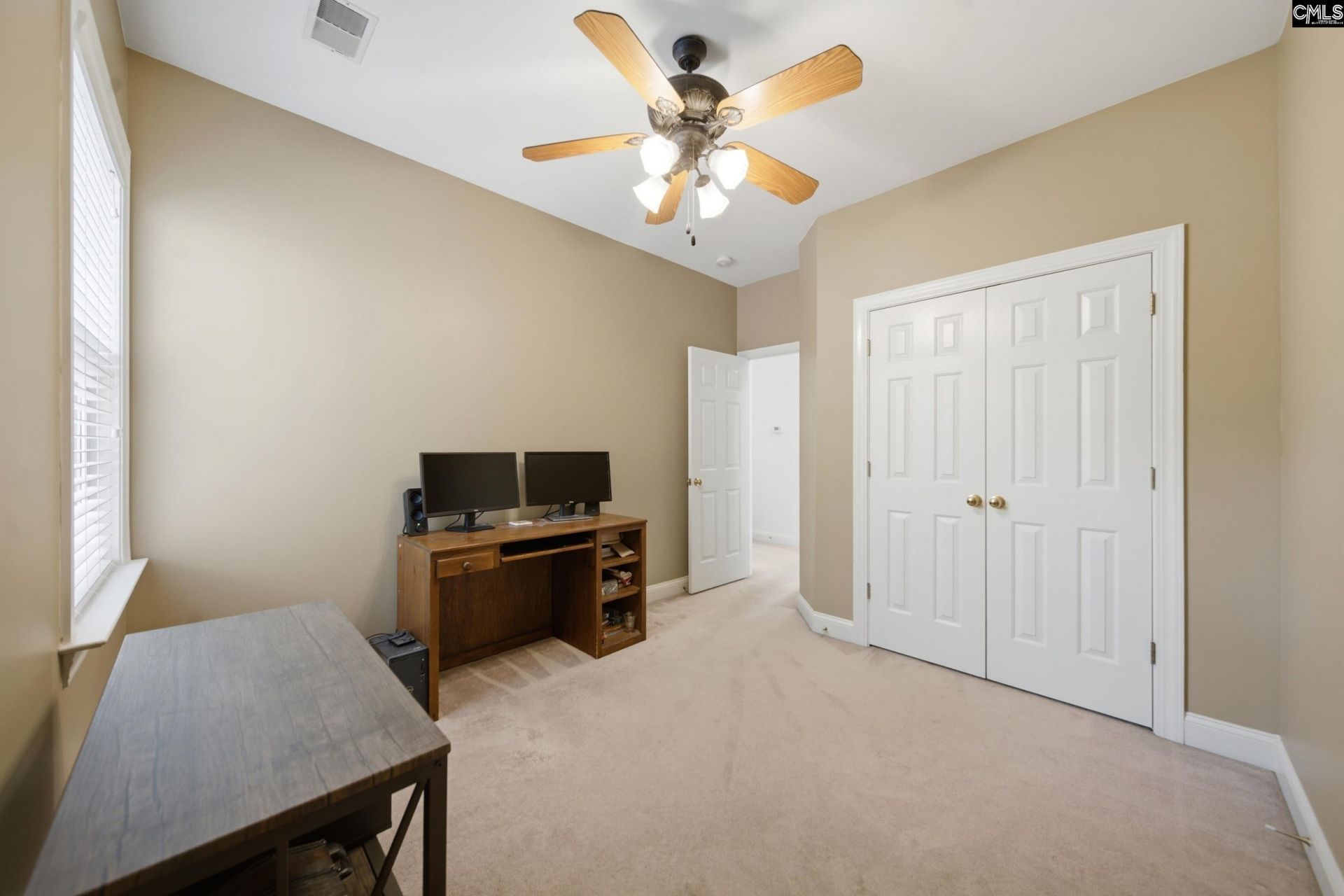 109 Sundowne Place  Photo 29