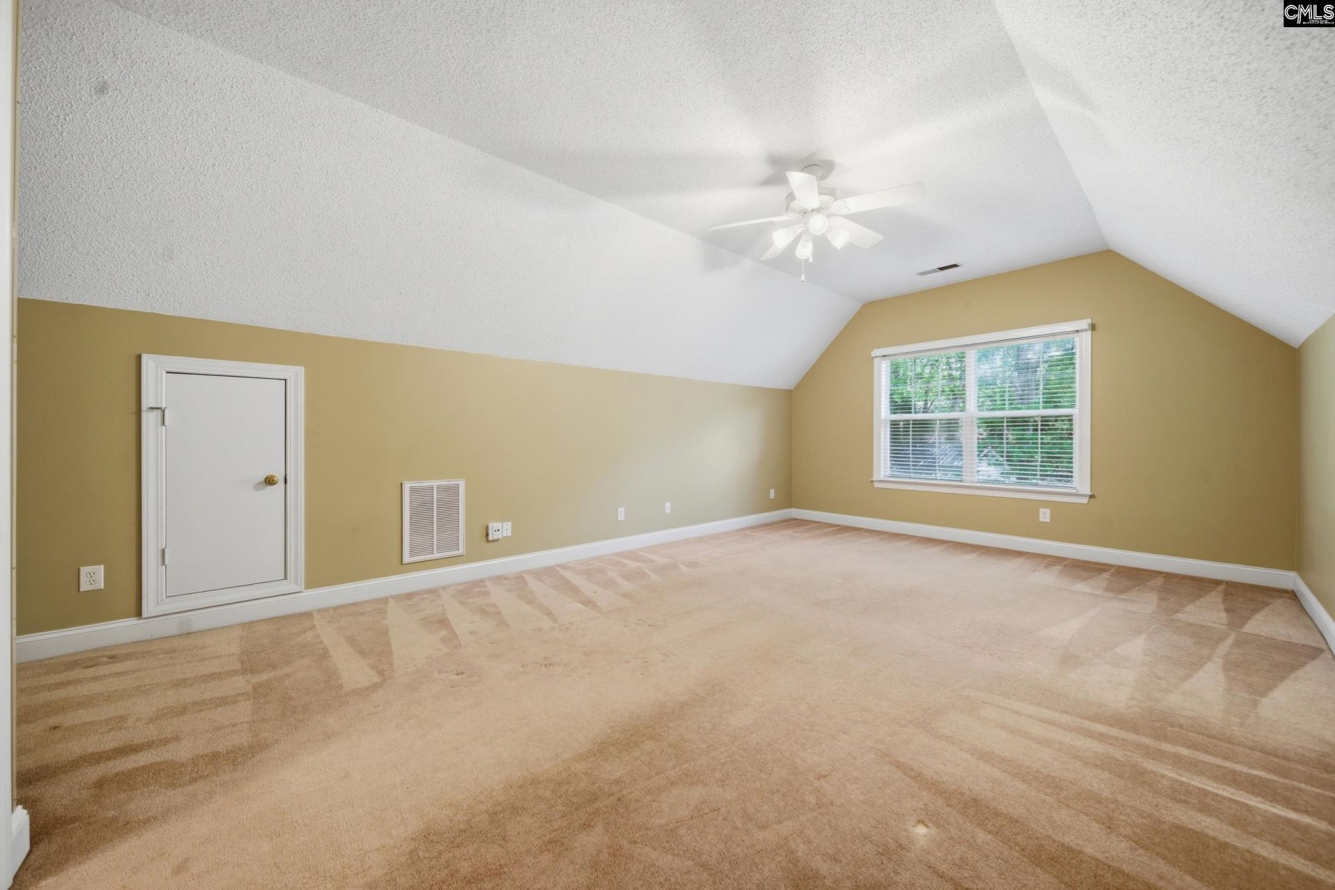 109 Sundowne Place  Photo 31