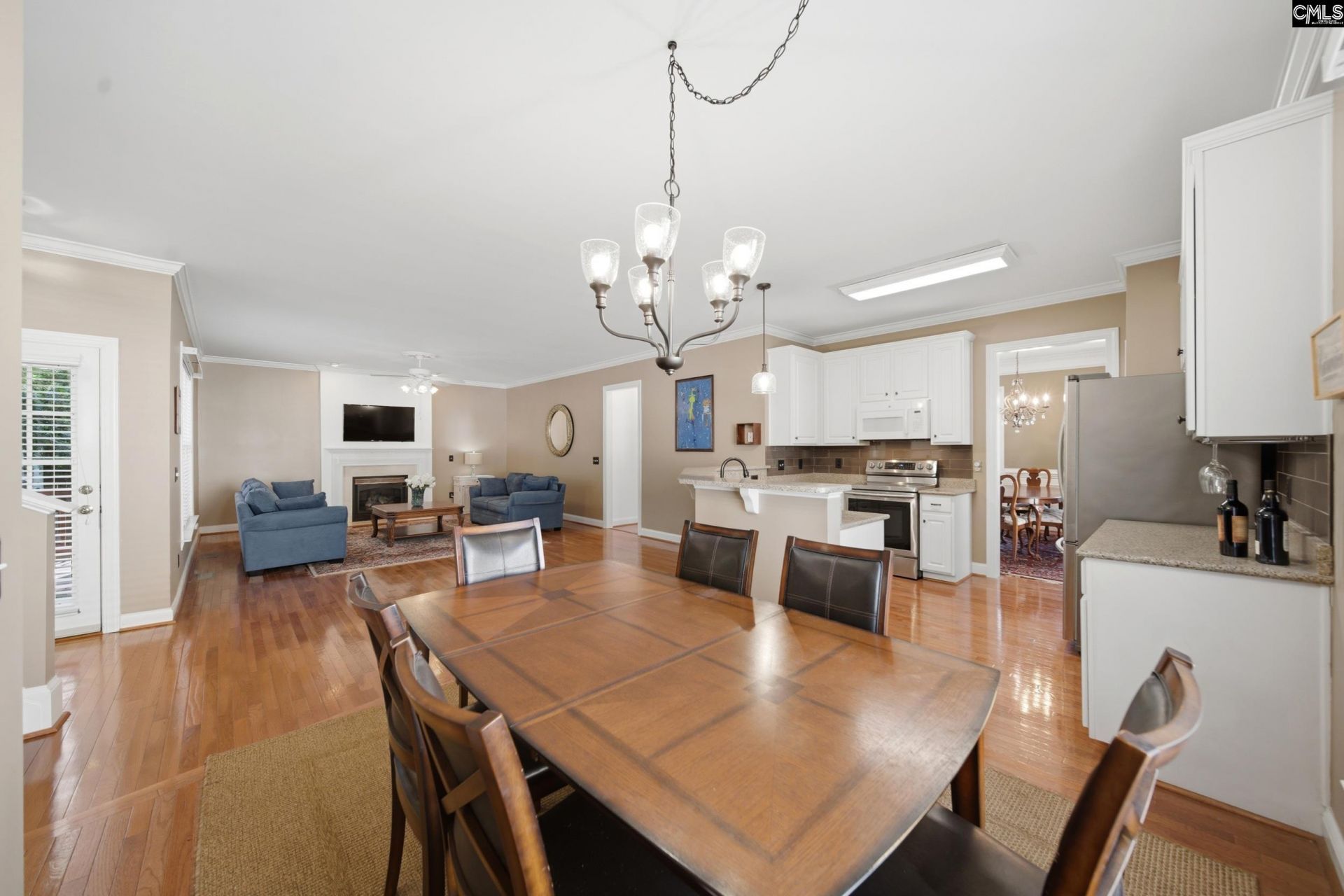 109 Sundowne Place  Photo 9