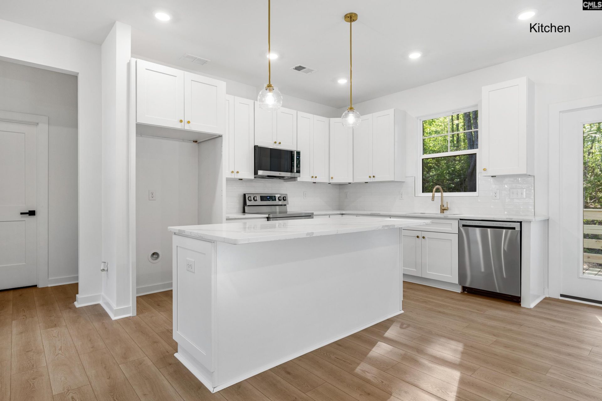 2277 Pacer Drive  Photo 7