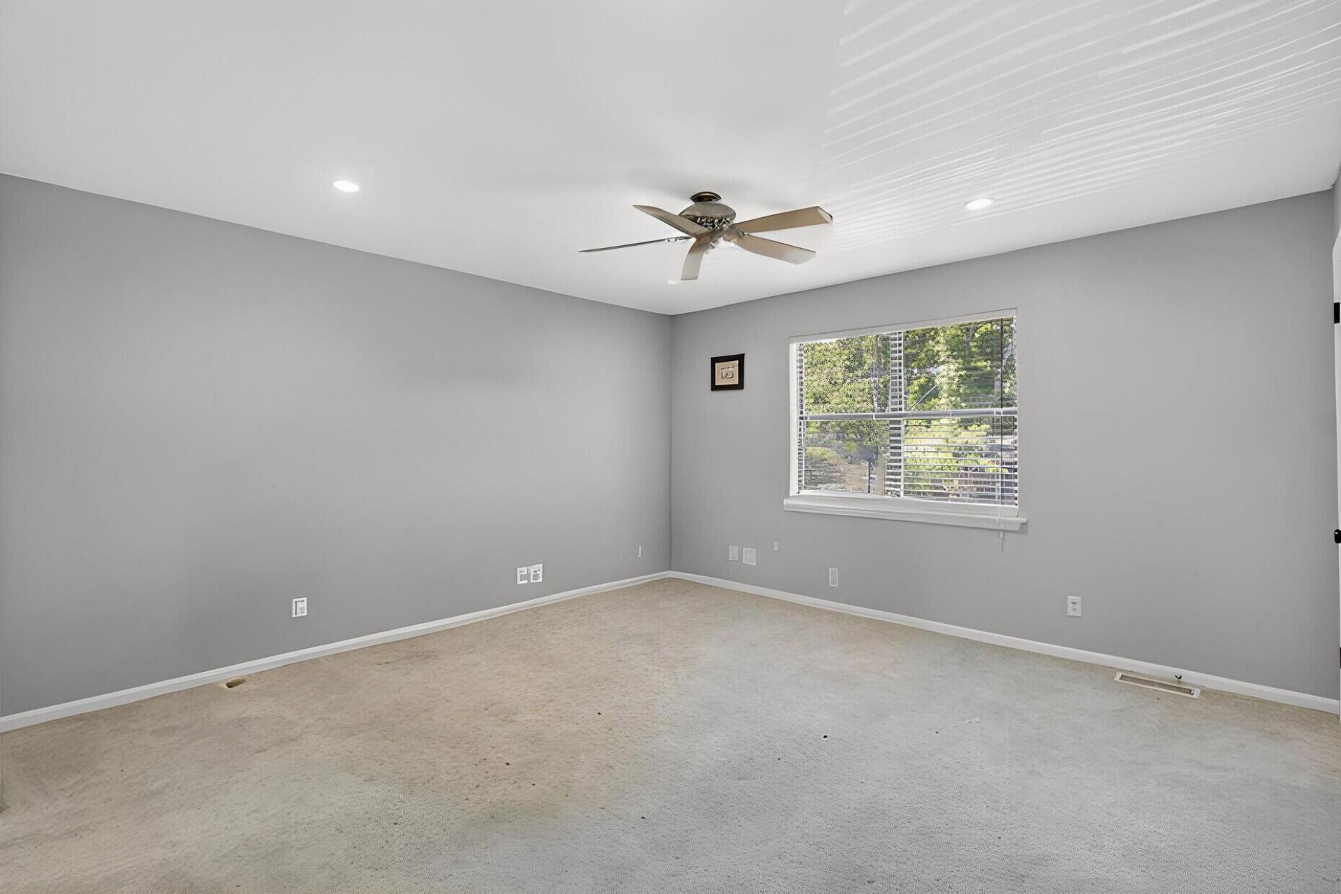 1192 Julian Clark Road Photo 14