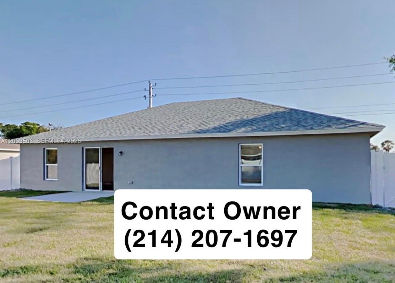 2011 SW Del Rio Blvd , Port Saint Lucie, FL 34953 Photo