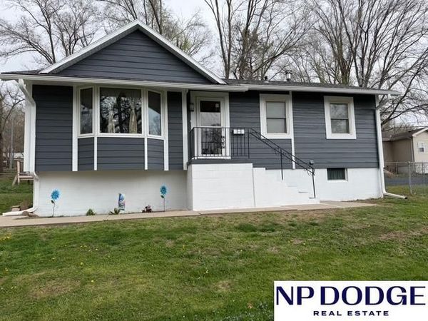 2341 N 67th Street, Omaha, NE 68104