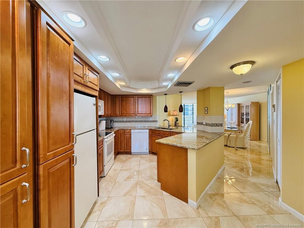 9500 S Ocean Drive, Unit 1308, Jensen Beach, FL 34957 Photo