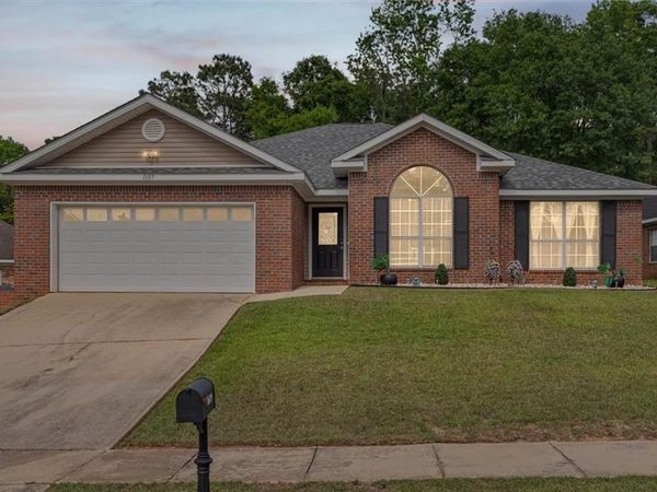 1609 Woodberry Drive , Mobile, AL 36695