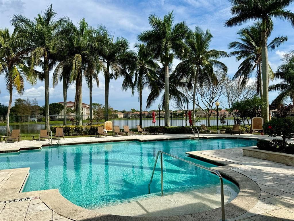 4171 San Marino Boulevard, Unit 305, West Palm Beach, FL 33409 Photo