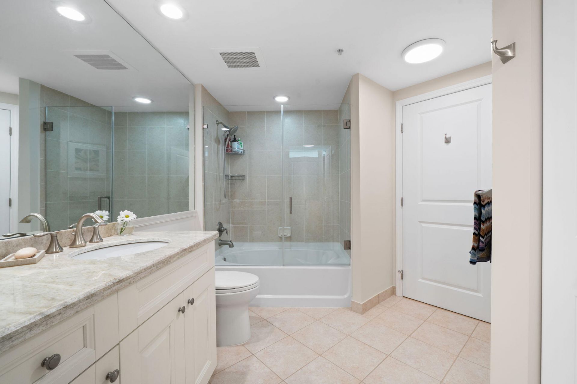 347 N New River Dr Drive E, Unit 610, Fort Lauderdale, FL 33301 Photo
