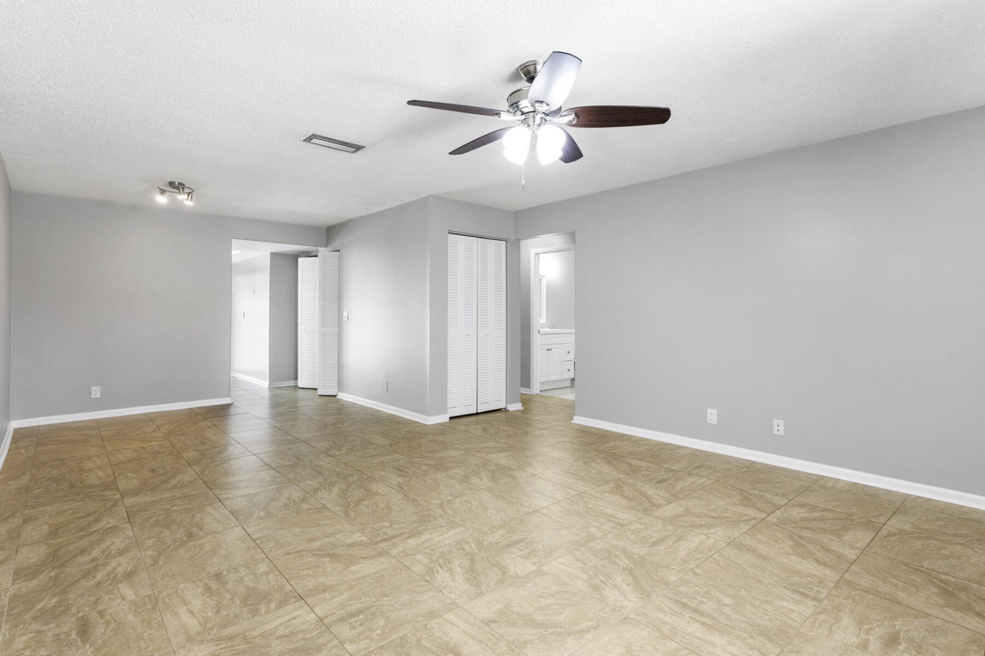 431 Jupiter Lakes Boulevard, Unit 2110d, Jupiter, FL 33458 Photo