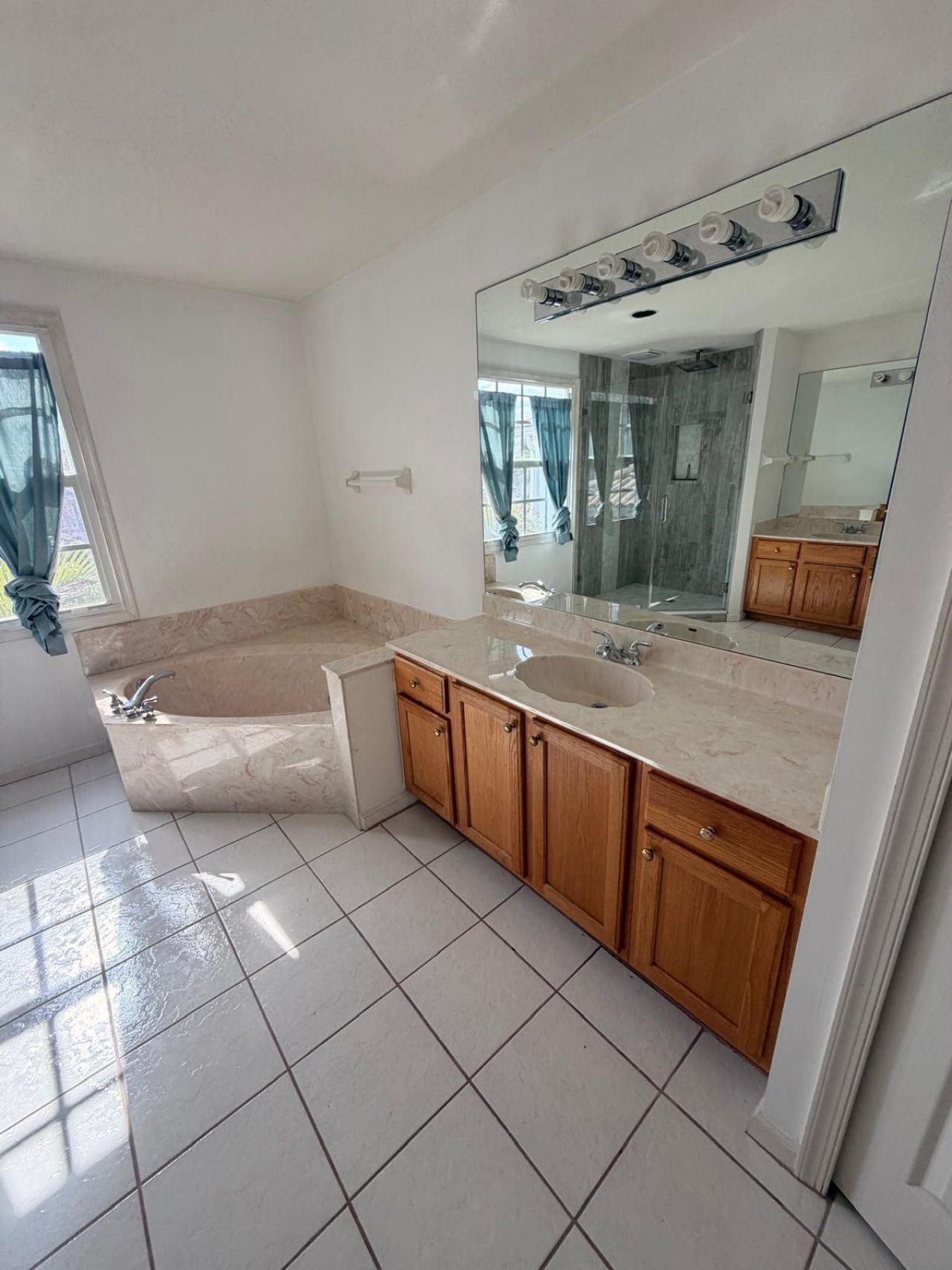 1226 Avondale Lane, West Palm Beach, FL 33409 Photo