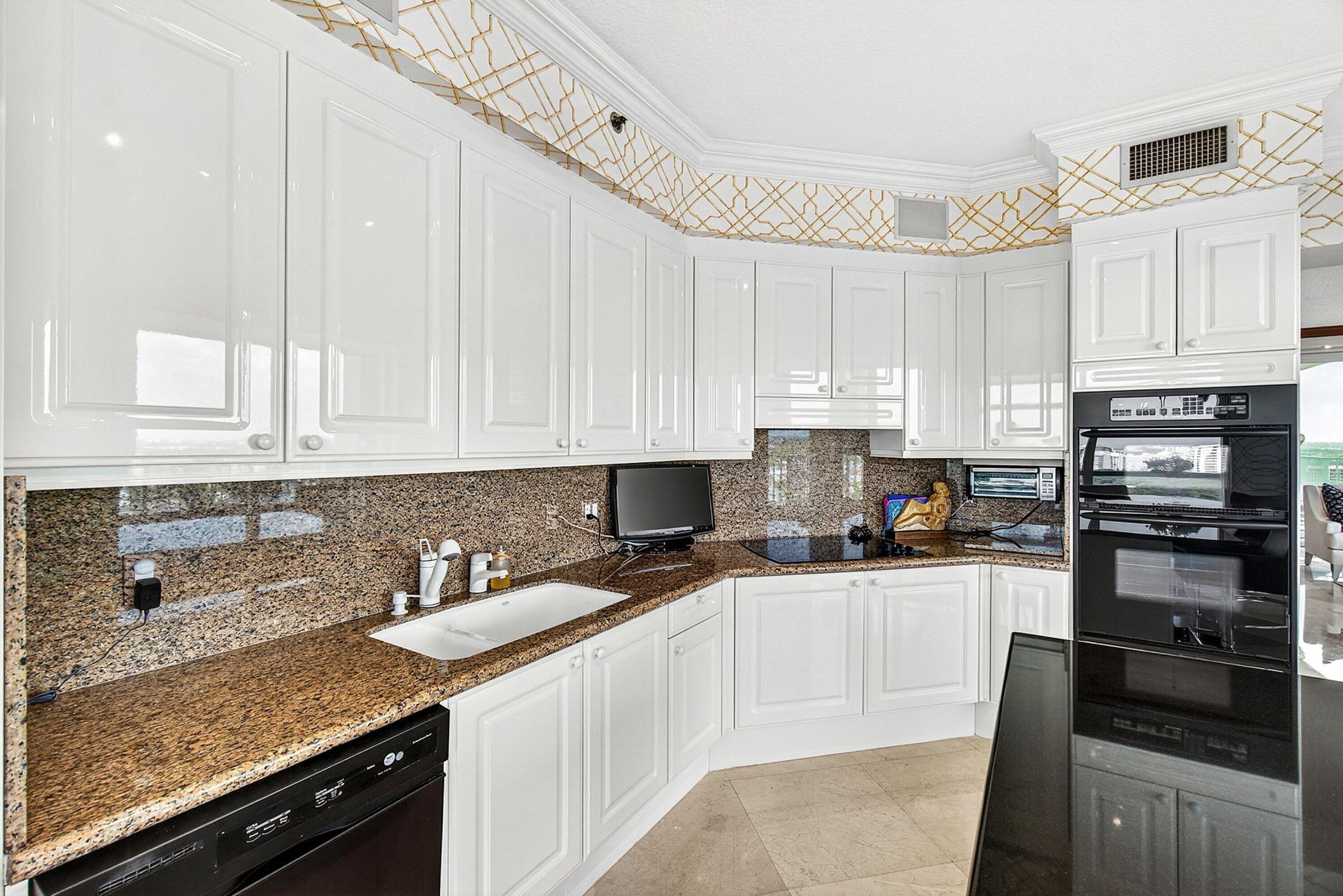 3720 S Ocean Boulevard, Unit 1510, Highland Beach, FL 33487 Photo