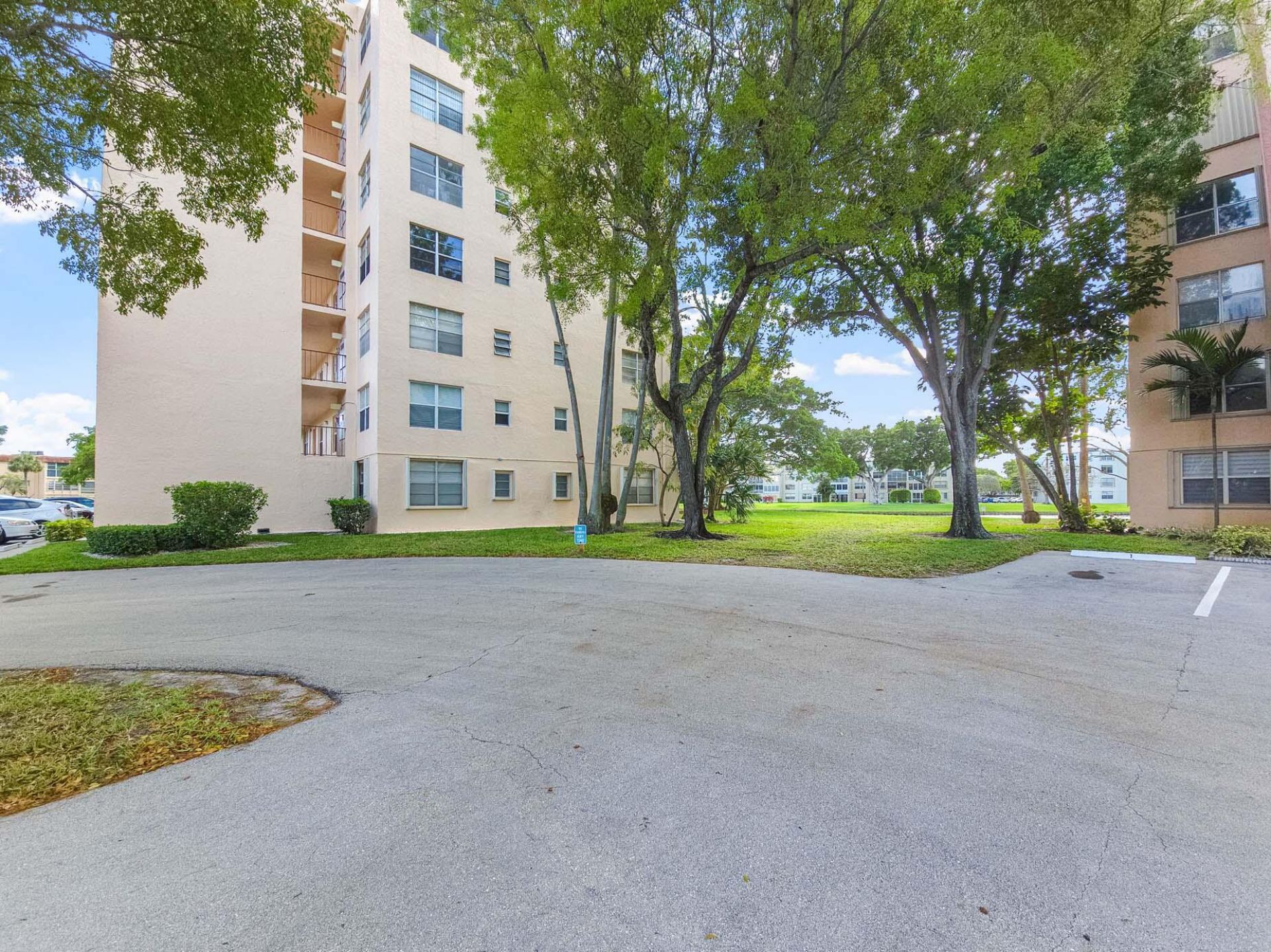 14671 Bonaire Drive, Unit 307, Delray Beach, FL 33446 Photo