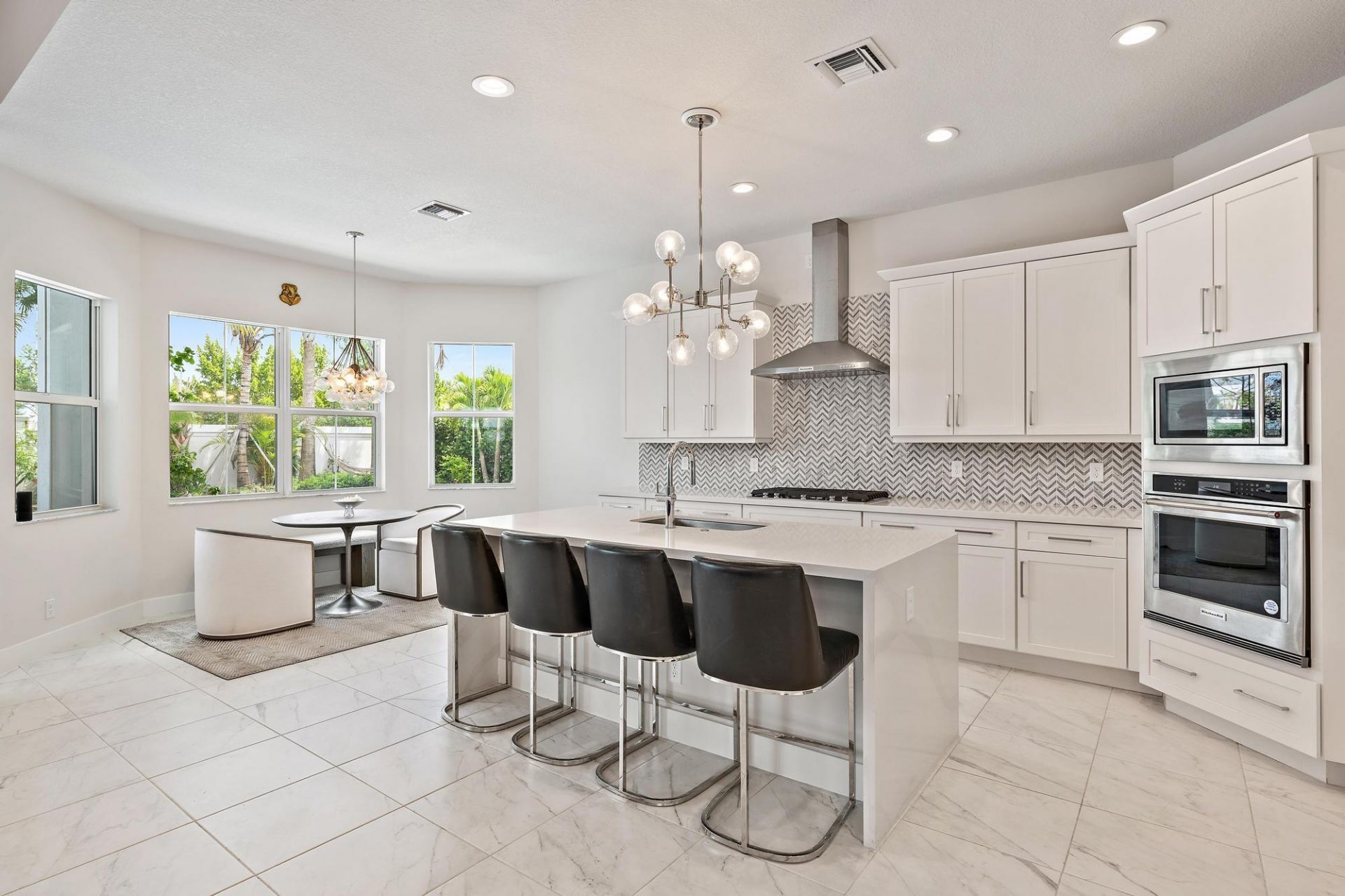 9338 Crestview Circle, Palm Beach Gardens, FL 33412 Photo