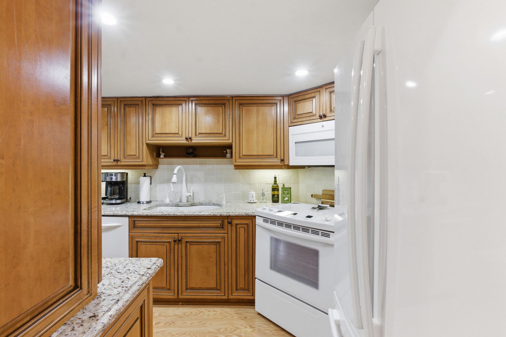 6043 Bayview Drive, Unit 6043, Fort Lauderdale, FL 33308 Photo