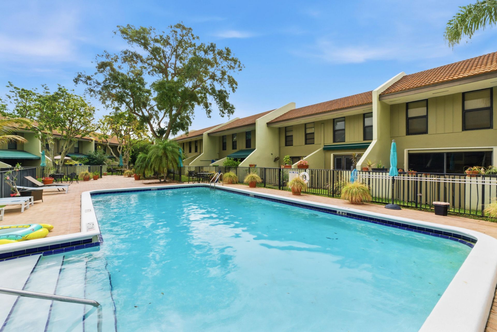 6043 Bayview Drive, Unit 6043, Fort Lauderdale, FL 33308 Photo