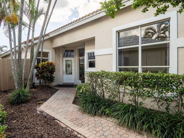6670 NW 27th Avenue, Boca Raton, FL 33496