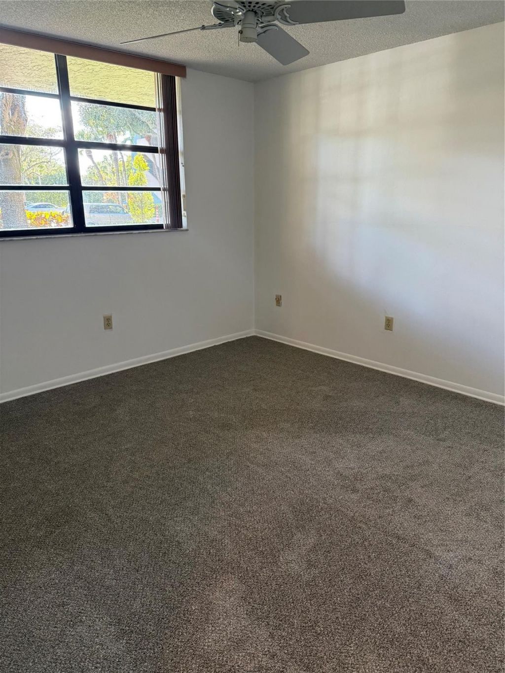 900 Colony Point Circle, Unit 121, Pembroke Pines, FL 33026 Photo