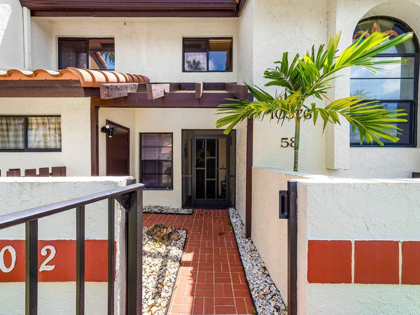 10576 Tropic Palm Avenue, Unit 102, Boynton Beach, FL 33437