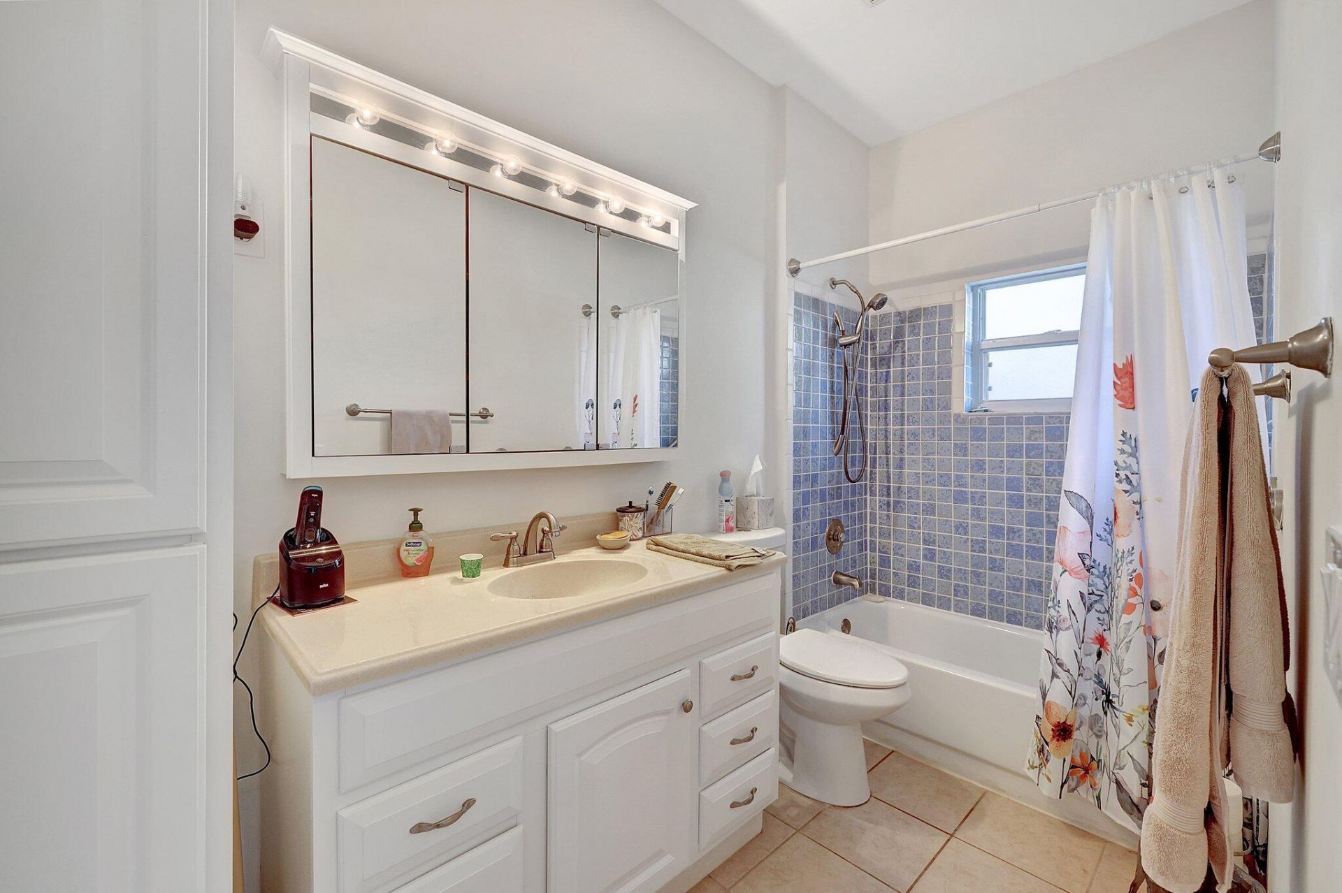 211 NW Zanzibar Place, Port Saint Lucie, FL 34986 Photo