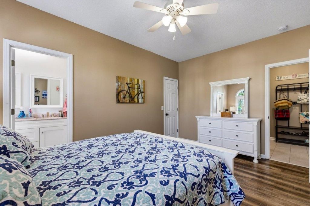 9749 Leyland Dr.  Photo 13