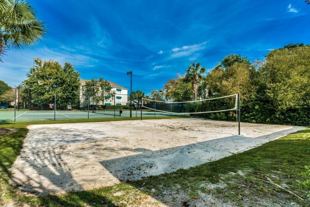 9749 Leyland Dr.  Photo 27