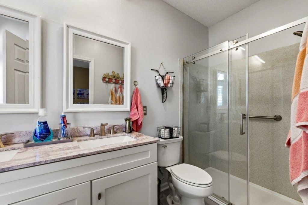 9749 Leyland Dr.  Photo 5