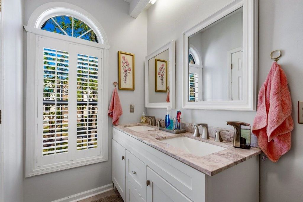 9749 Leyland Dr.  Photo 6