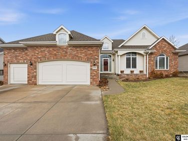 14736 Black Street , Bennington, NE 68007