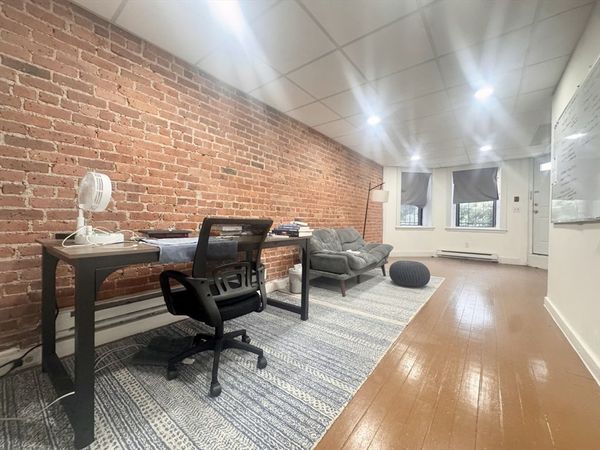 384 Riverway, Unit B, Boston, MA 02115