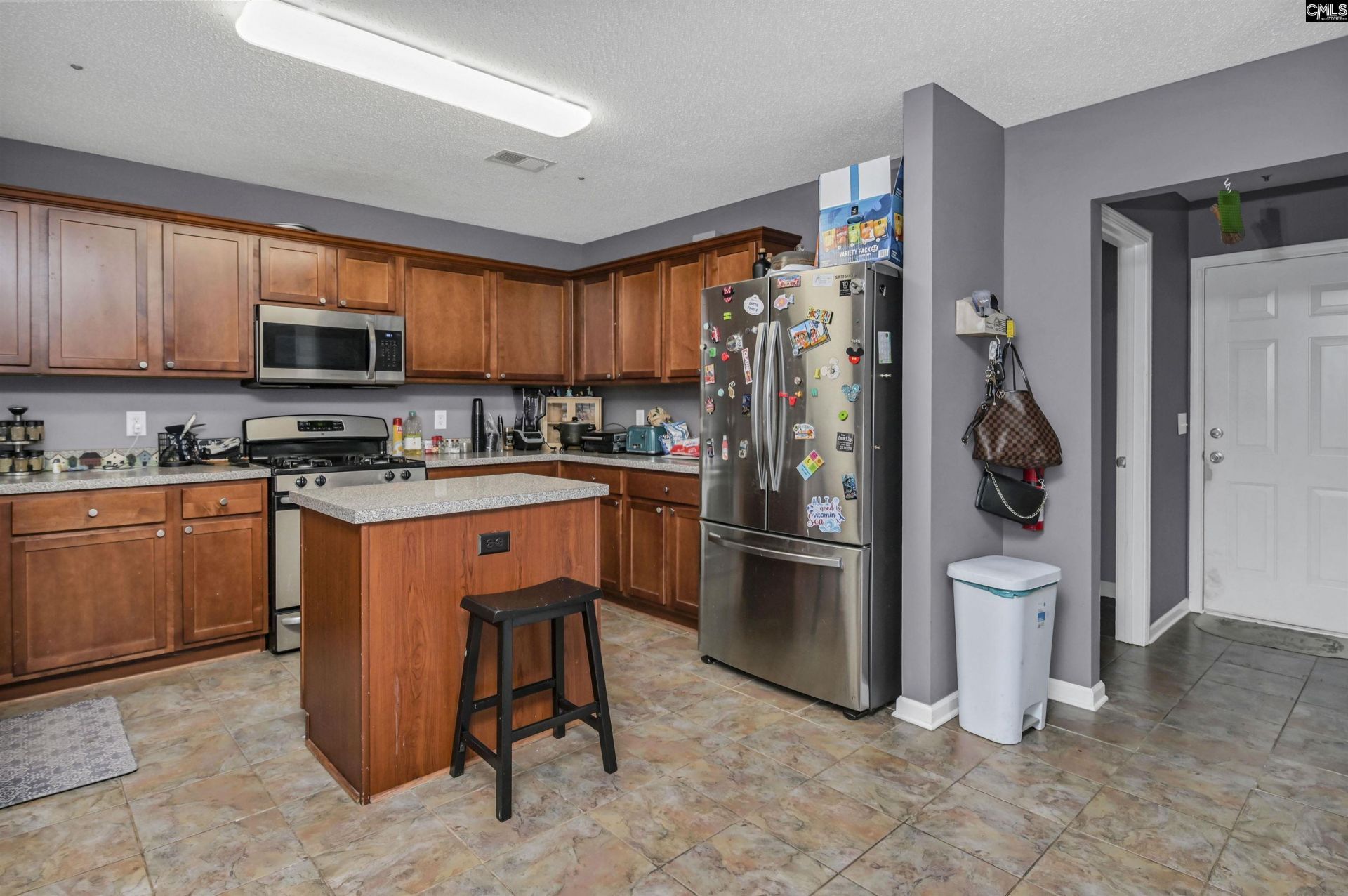 105 White Cedar Court Photo 13